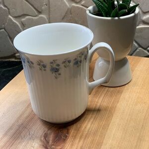 ROYAL ALBERT | Bone China Mug | Memory Lane